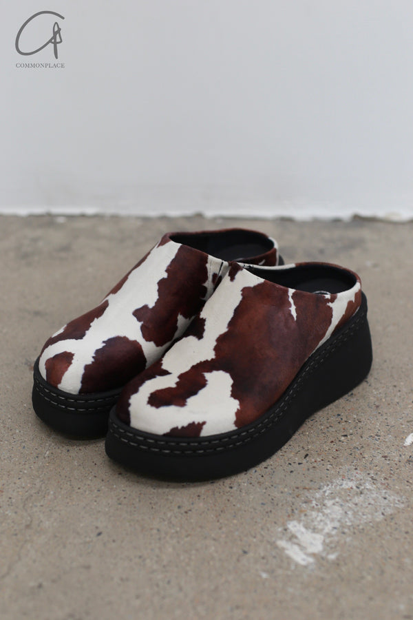 Miista printed mules Spain MST-E8_2717-COW COW